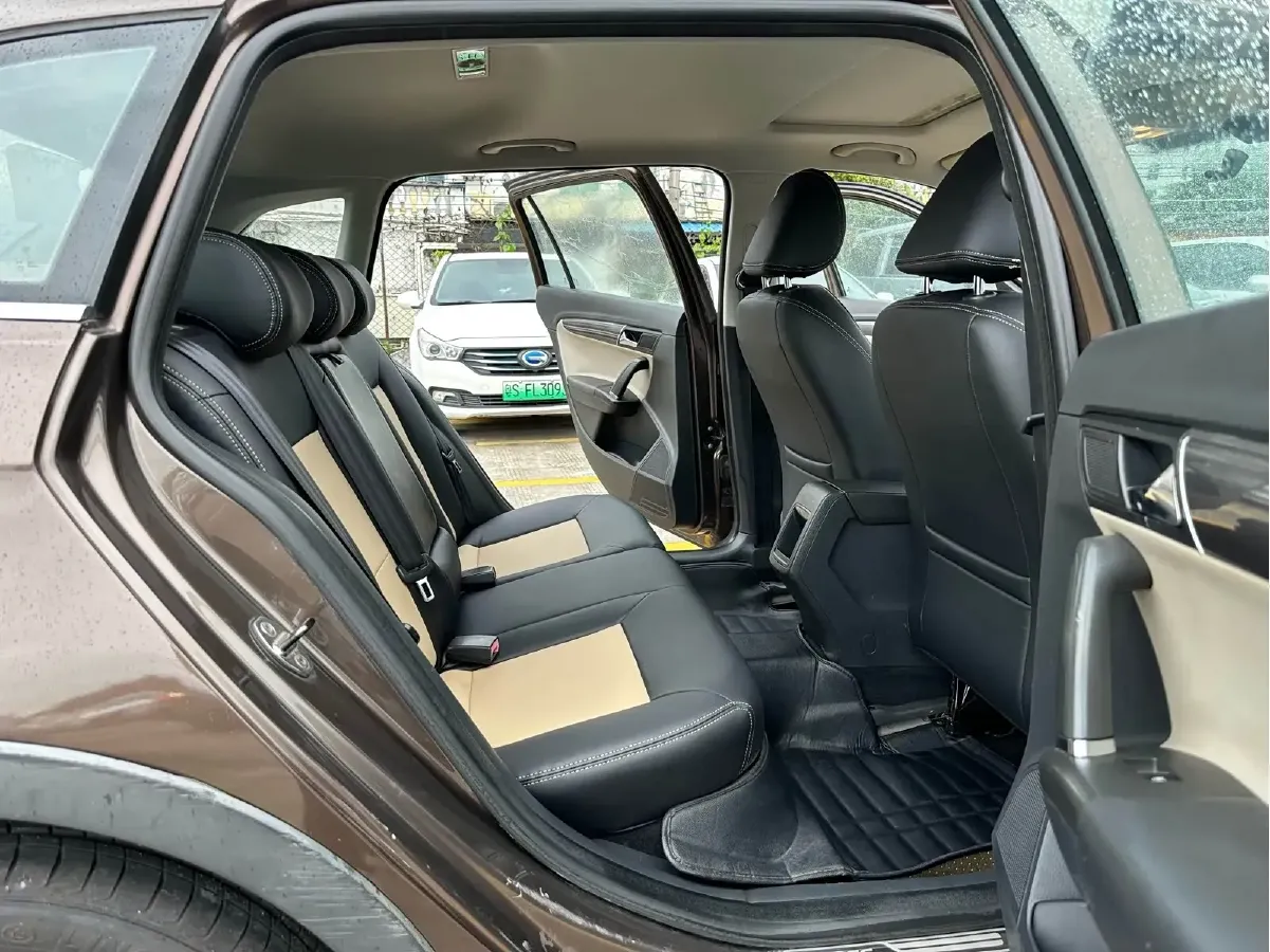 2014 Volkswagen Cross Lavida 1.4T 131HP L4 7DCT,autocango,china used car exporter,china ev exporter,chinese used car exporter,chinese used ev exporter