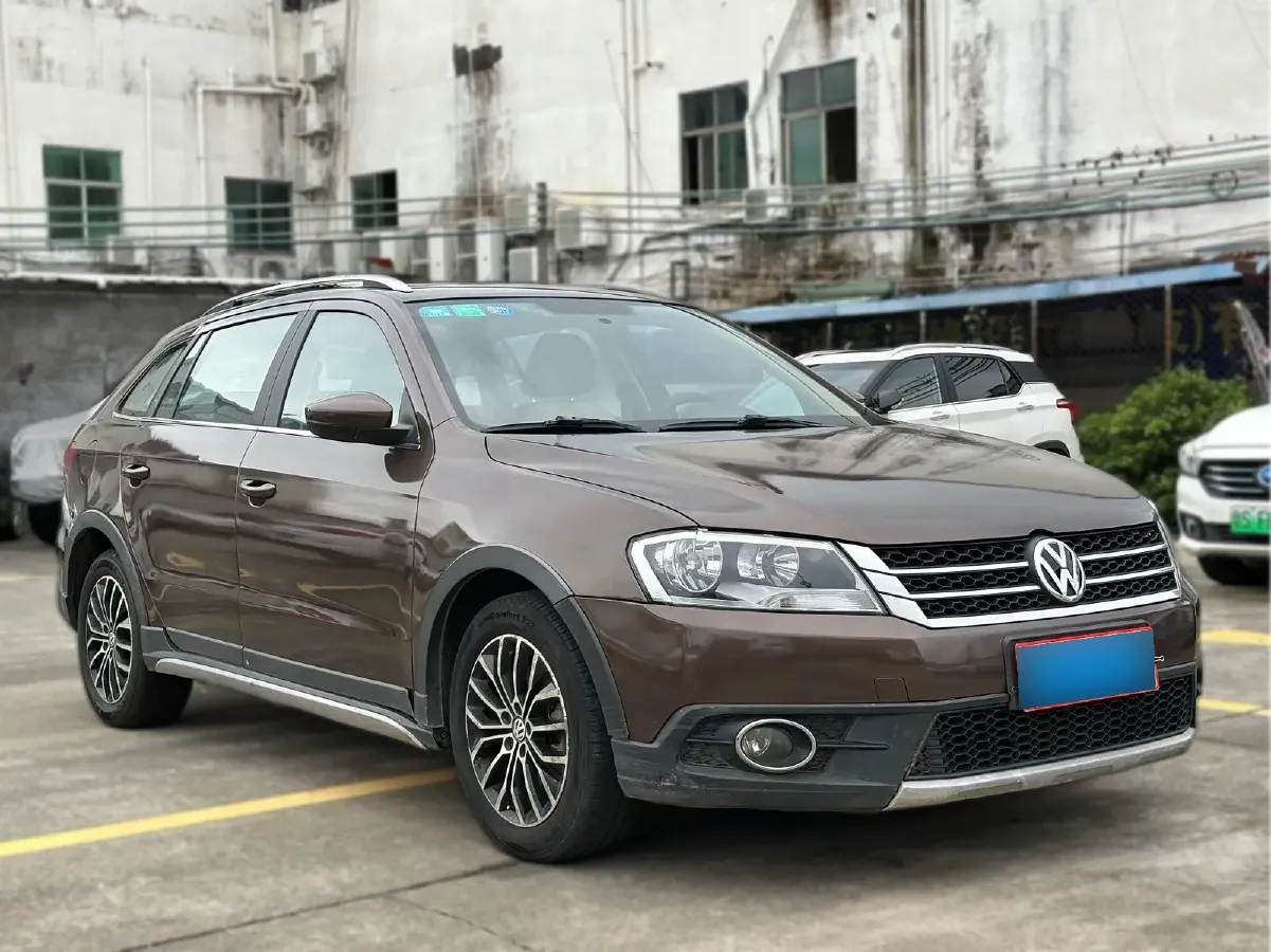 2014 Volkswagen Cross Lavida 1.4T 131HP L4 7DCT,autocango,china used car exporter,china ev exporter,chinese used car exporter,chinese used ev exporter