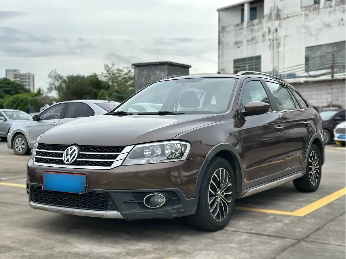 2014 Volkswagen Cross Lavida 1.4T 131HP L4 7DCT,autocango,china used car exporter,china ev exporter,chinese used car exporter,chinese used ev exporter