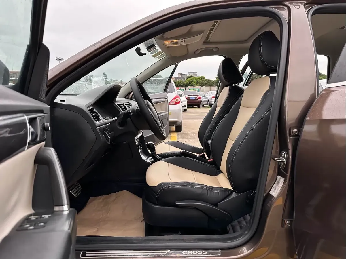 2014 Volkswagen Cross Lavida 1.4T 131HP L4 7DCT,autocango,china used car exporter,china ev exporter,chinese used car exporter,chinese used ev exporter