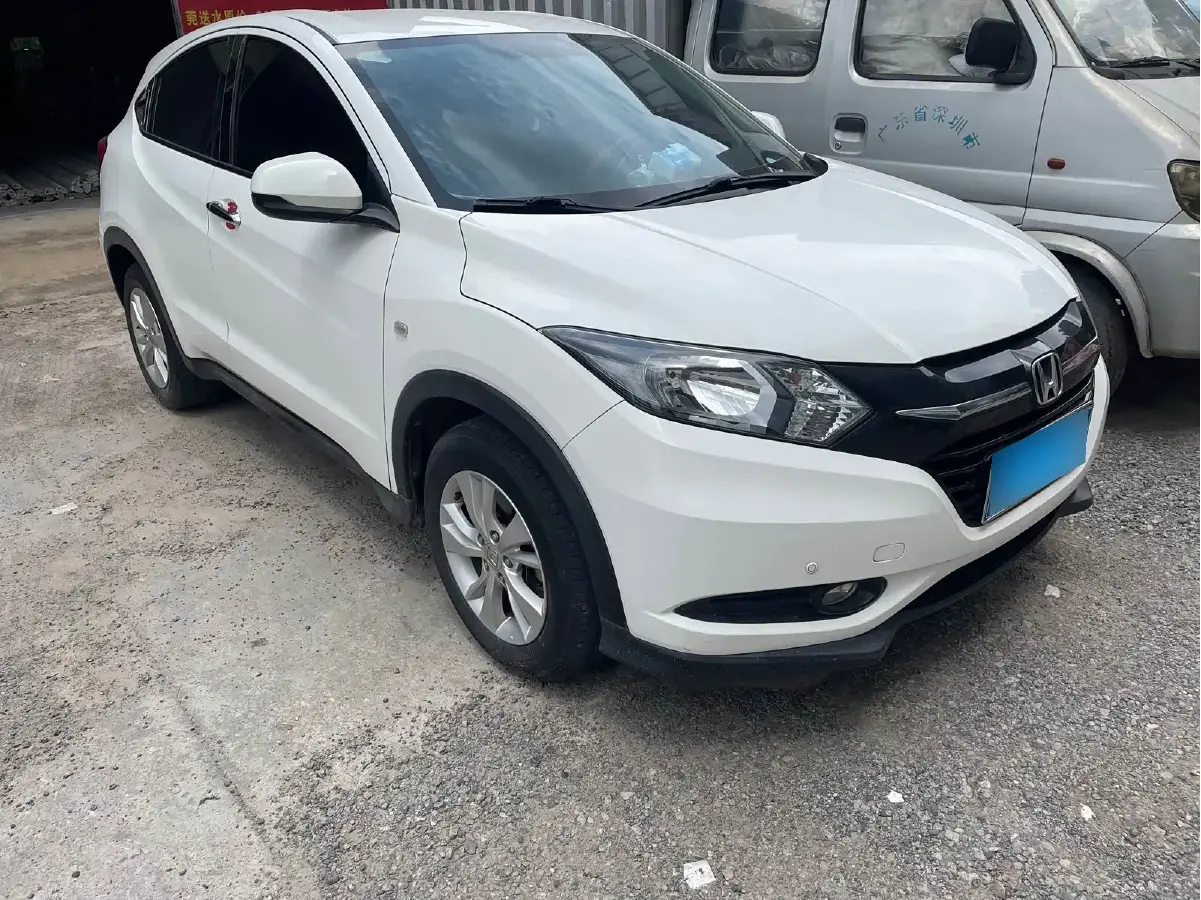 2017 Honda Vezel 1.5L 131HP L4 CVT