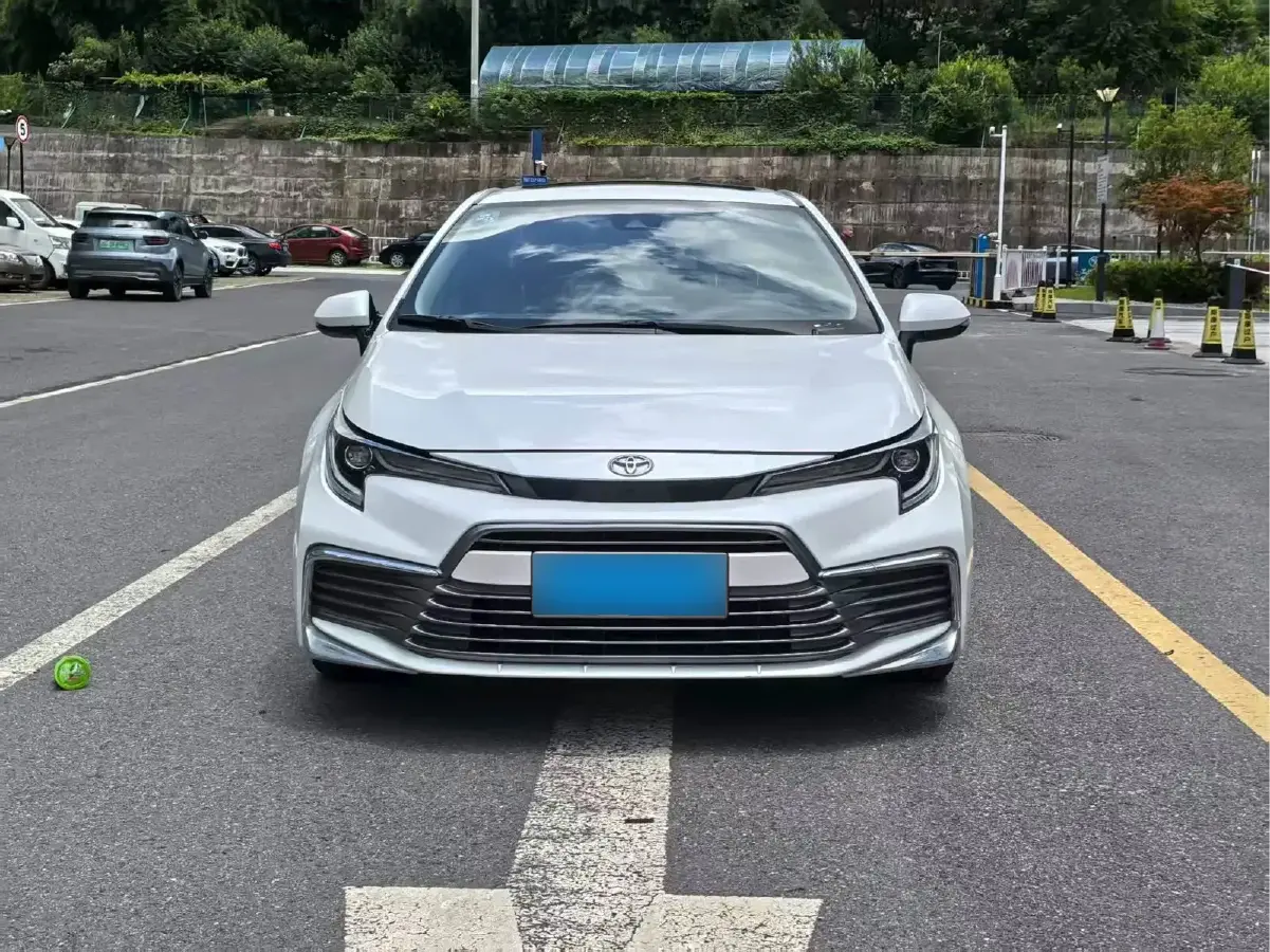 2021 Toyota Paptor 2.0L 171HP L4 CVT