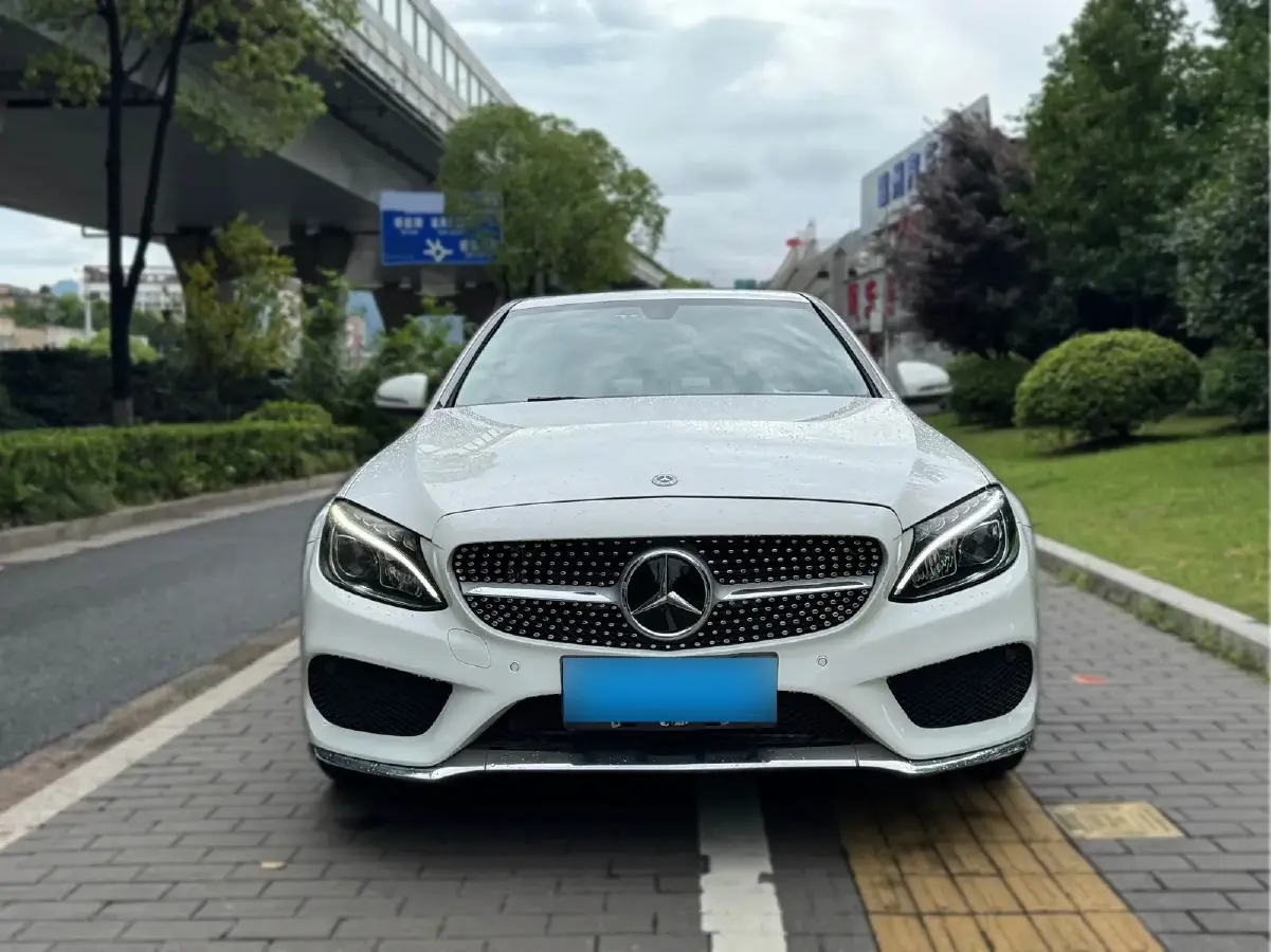 2017 Mercedes-Benz C Class 1.6T 156HP L4 9AT