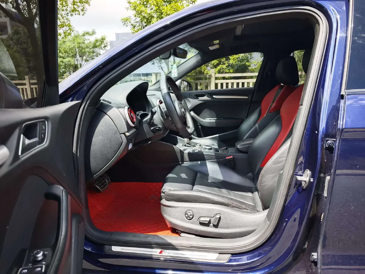 2019 Audi S3 2.0T 290HP L4 7DCT,autocango,china used car exporter,china ev exporter,chinese used car exporter,chinese used ev exporter