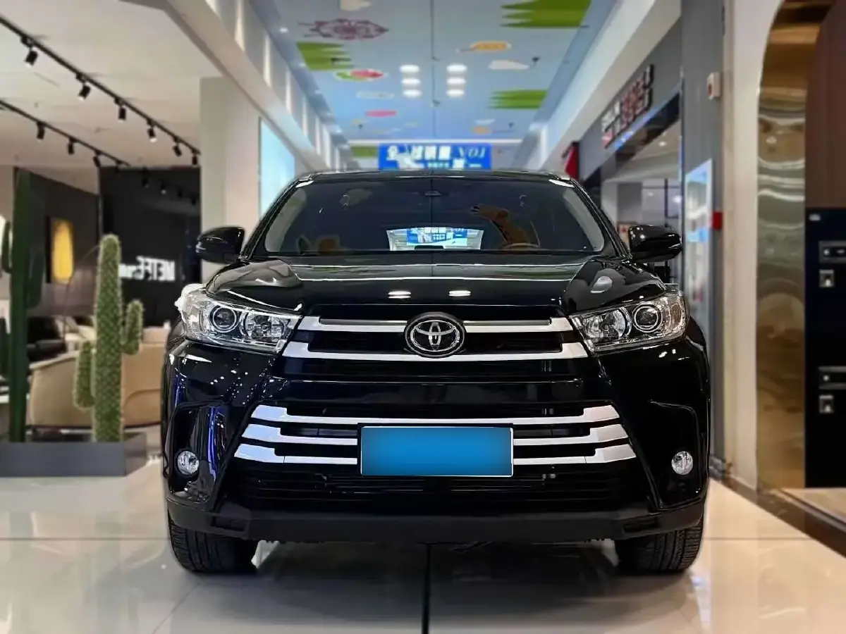 2021 Toyota Highlander 2.0T 220HP L4 6AT