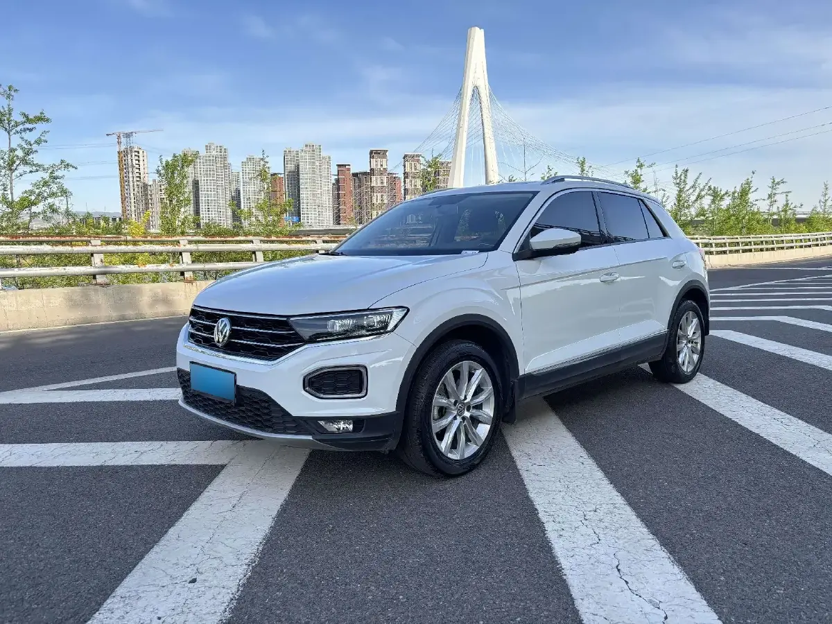 2019 Volkswagen T-Roc 1.4T 131HP L4 7DCT