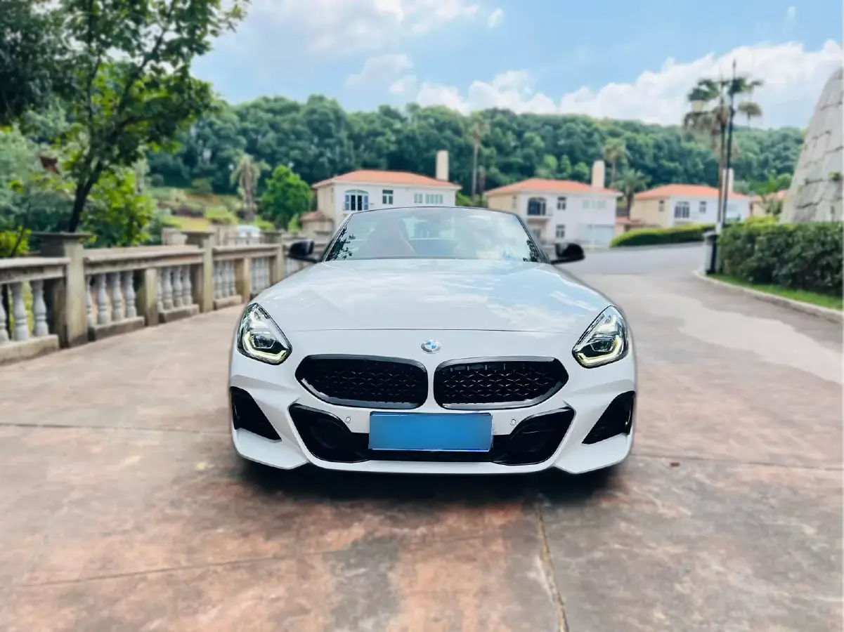 2019 BMW Z4 2.0T 197HP L4 8AT