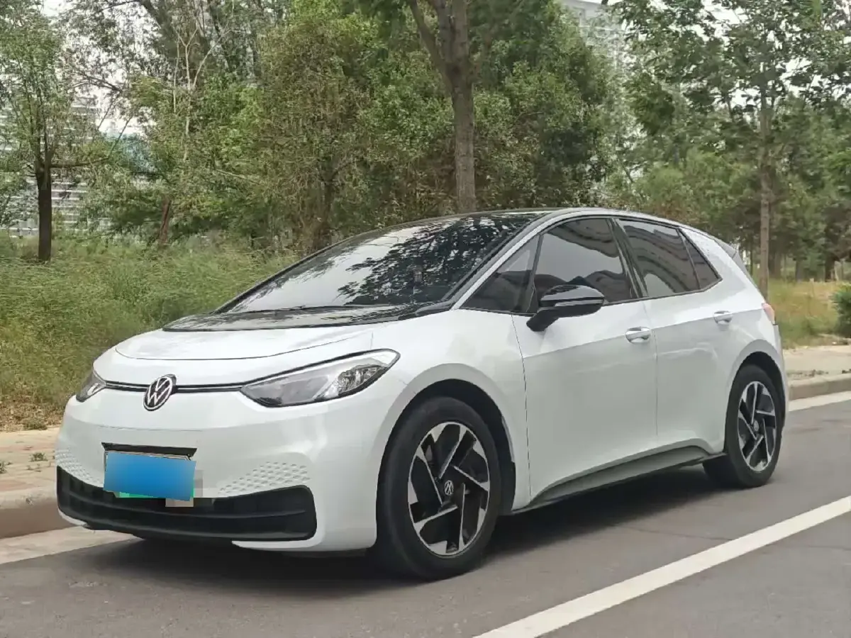 2023 Volkswagen ID.3 BEV 52.8KWH 2023 Volkswagen ID.3 BEV 52.8KWH