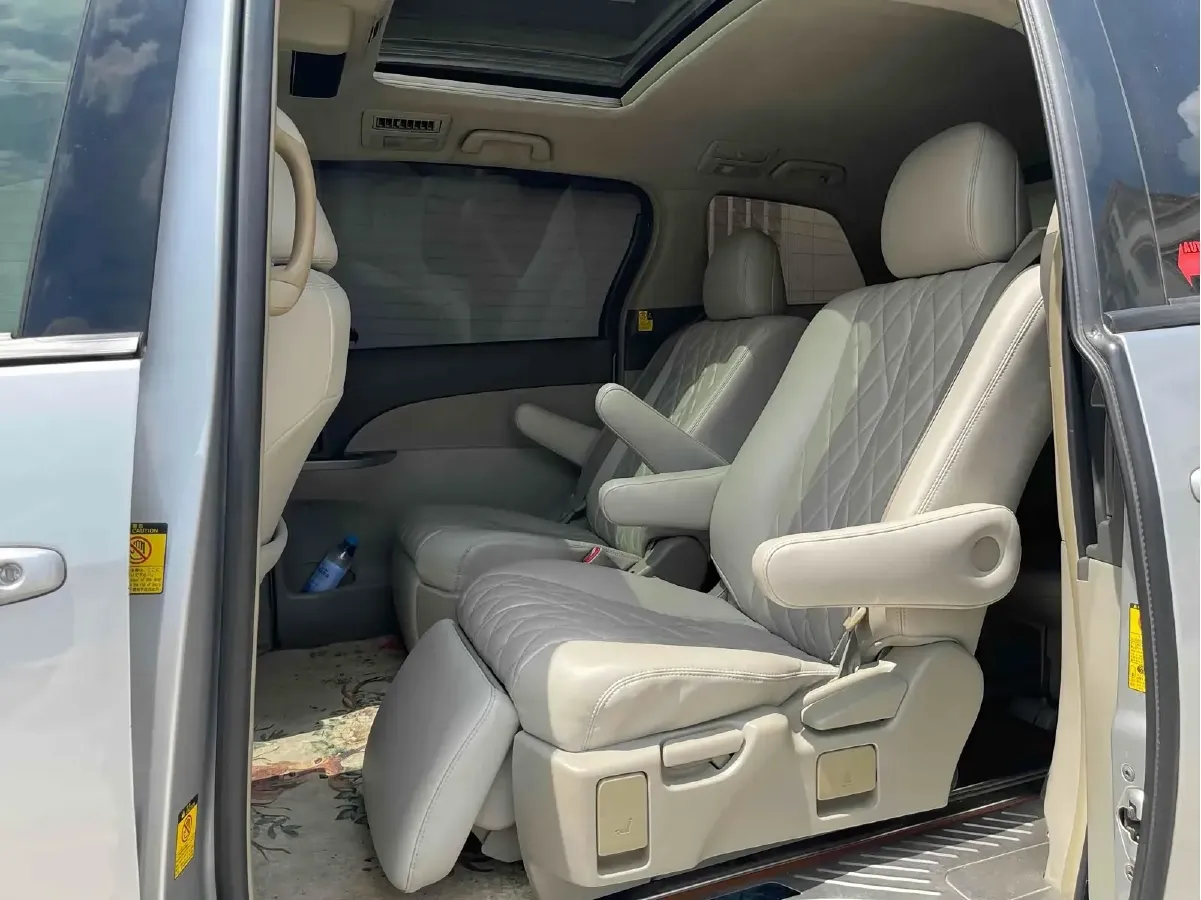 2006 Toyota Previa 2.4L 170HP L4 4AT,autocango,china used car exporter,china ev exporter,chinese used car exporter,chinese used ev exporter