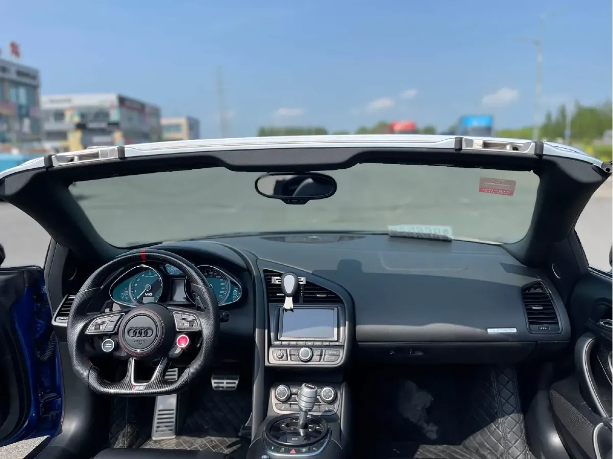 2011 Audi R8 5.2L 525HP V10 6AMT,autocango,china used car exporter,china ev exporter,chinese used car exporter,chinese used ev exporter