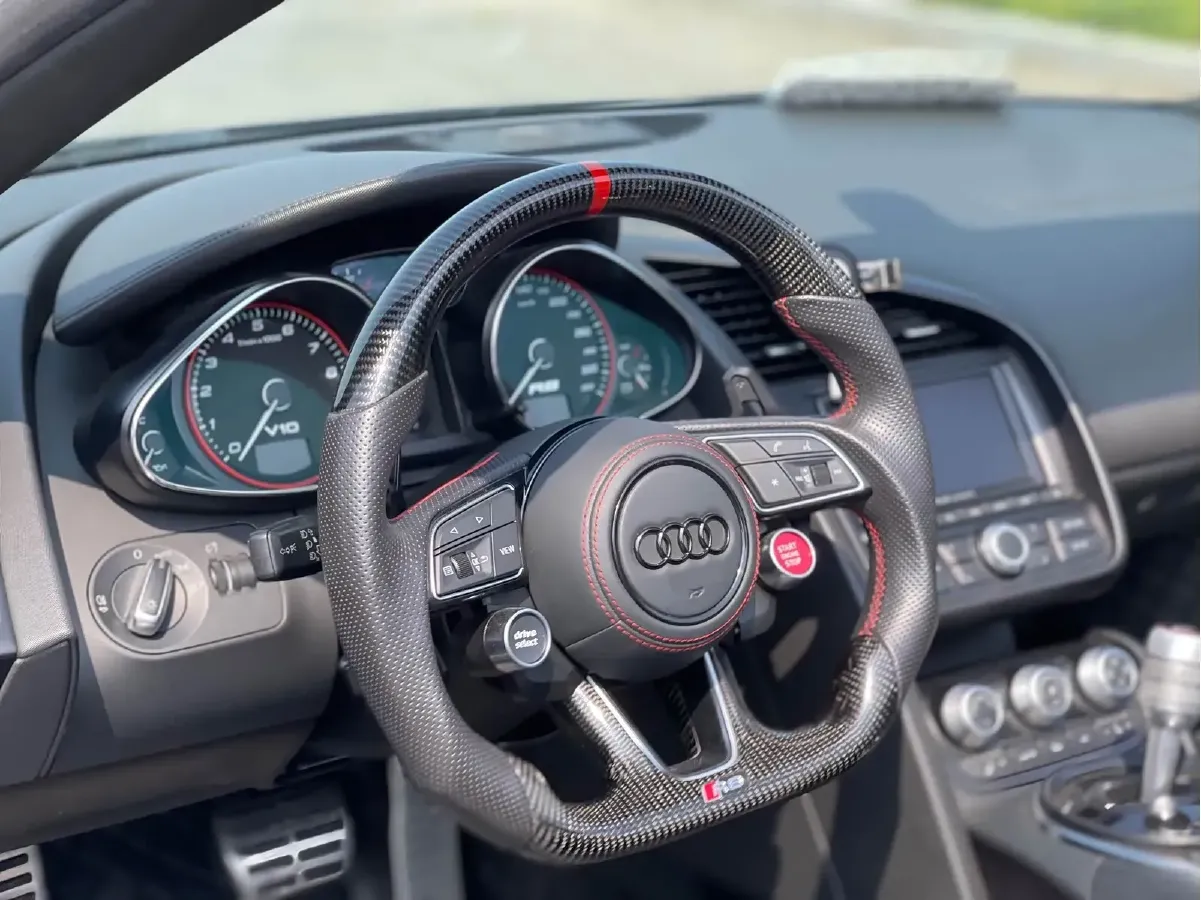 2011 Audi R8 5.2L 525HP V10 6AMT,autocango,china used car exporter,china ev exporter,chinese used car exporter,chinese used ev exporter