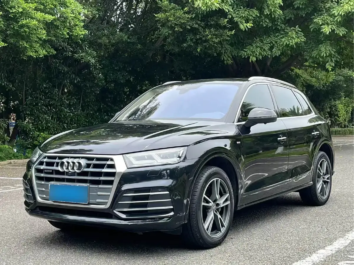 2018 Audi Q5L 2.0T 190HP L4 7DCT