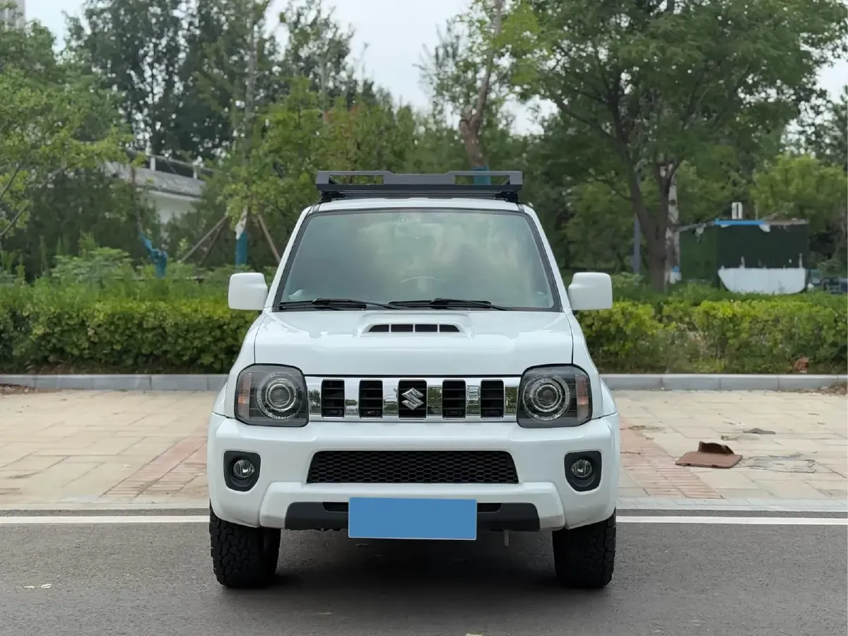 2015 Suzuki Jimny 1.3L 85HP L4 4AT,autocango,china used car exporter,china ev exporter,chinese used car exporter,chinese used ev exporter