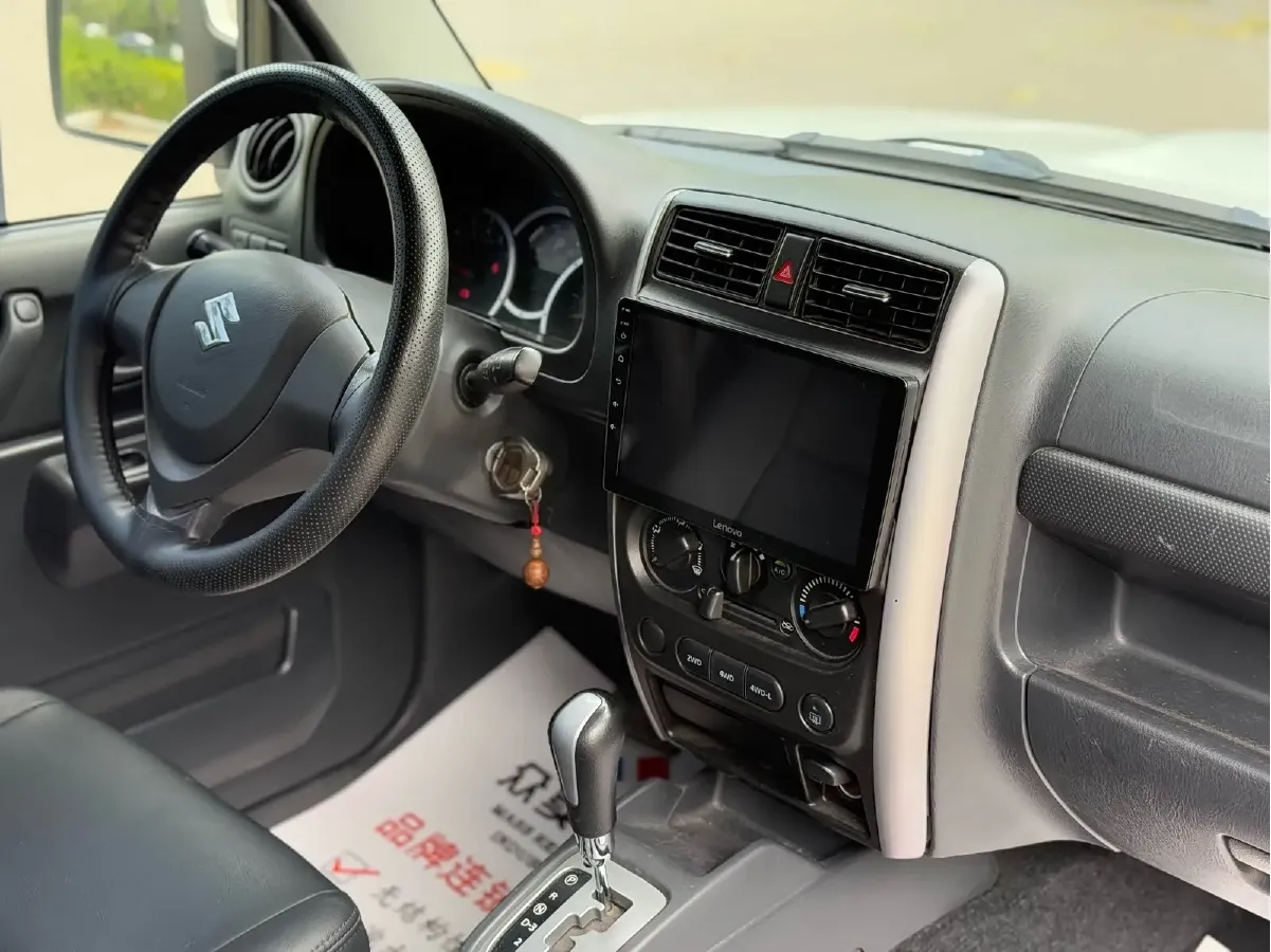 2015 Suzuki Jimny 1.3L 85HP L4 4AT,autocango,china used car exporter,china ev exporter,chinese used car exporter,chinese used ev exporter