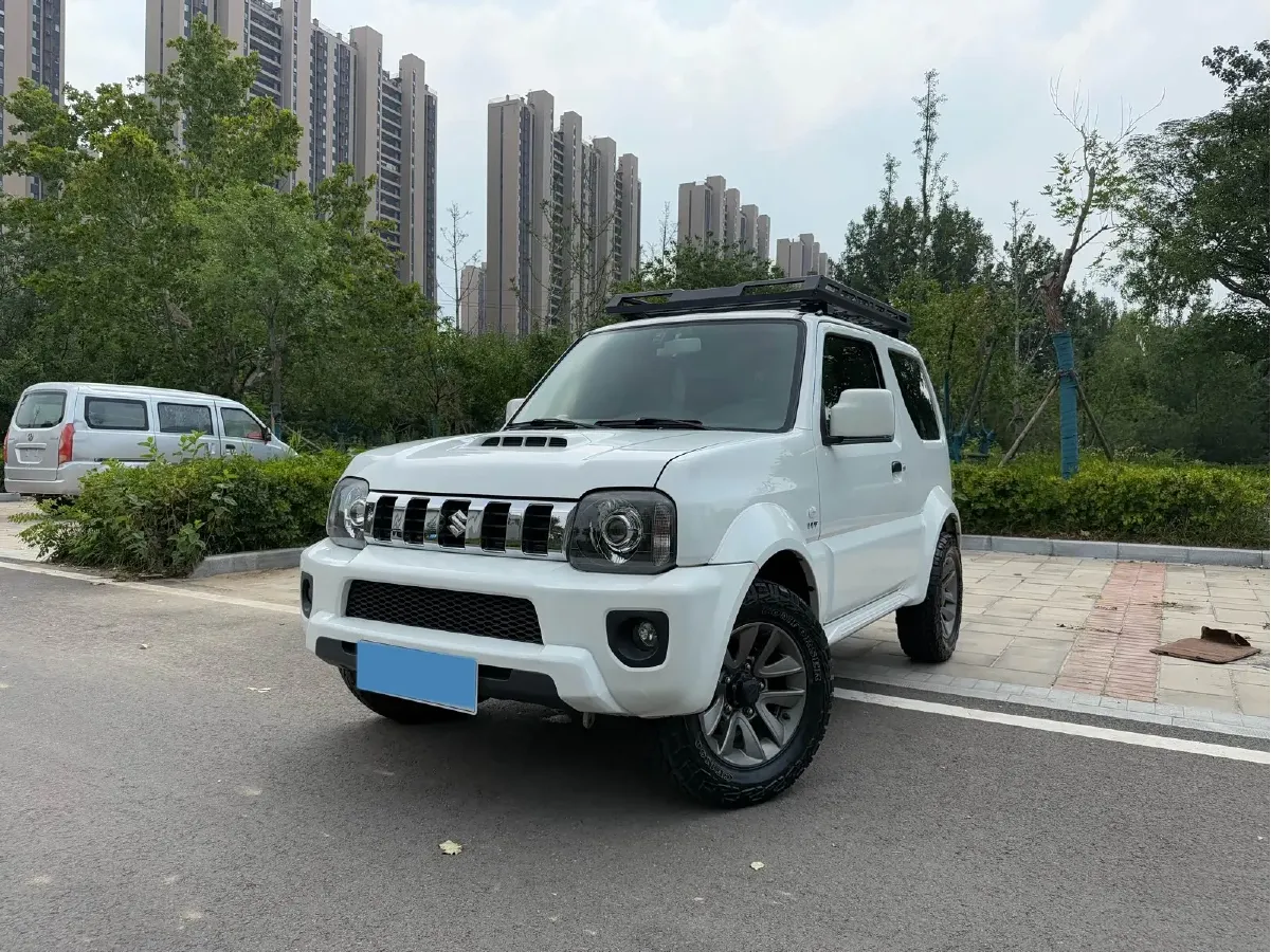 2015 Suzuki Jimny 1.3L 85HP L4 4AT,autocango,china used car exporter,china ev exporter,chinese used car exporter,chinese used ev exporter