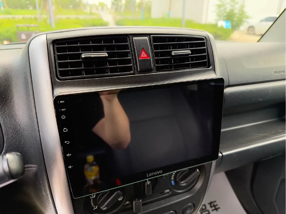 2015 Suzuki Jimny 1.3L 85HP L4 4AT,autocango,china used car exporter,china ev exporter,chinese used car exporter,chinese used ev exporter