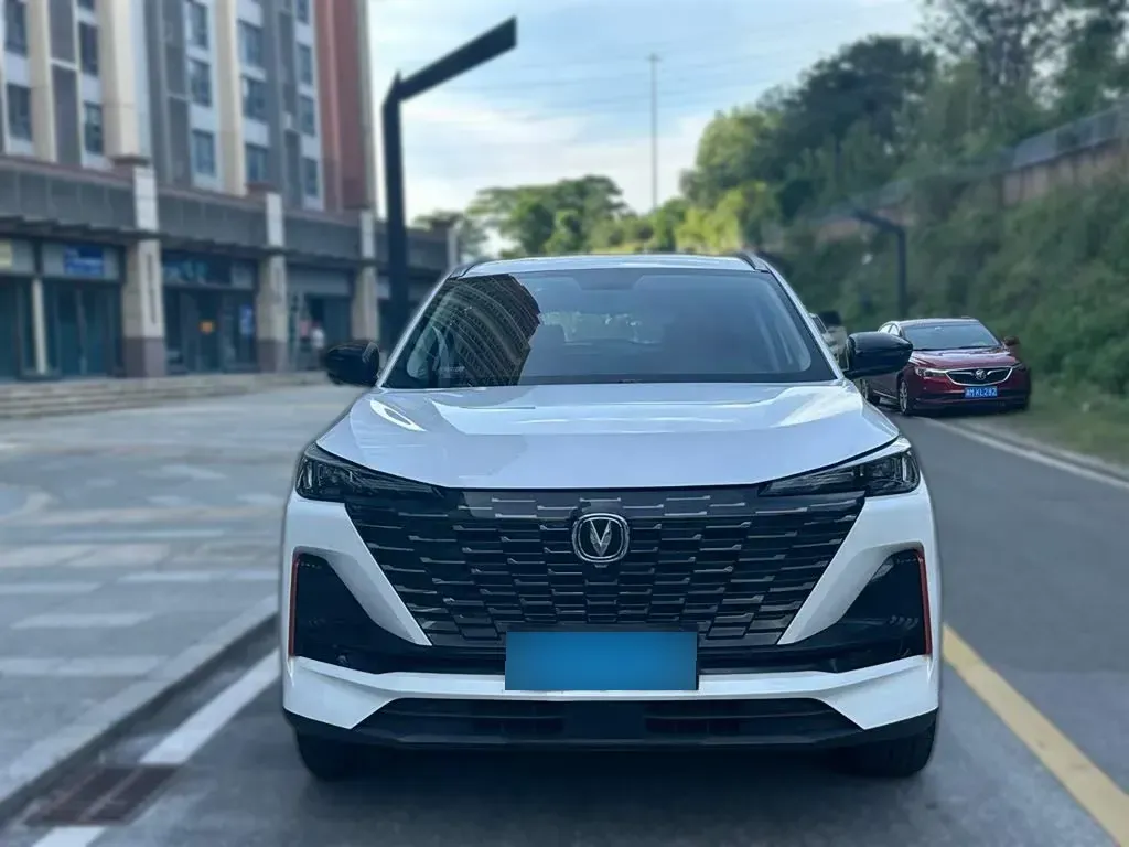 2022 ChangAn CS55 Plus 1.5T 188HP L4 7DCT,autocango,china used car exporter,china ev exporter,chinese used car exporter,chinese used ev exporter