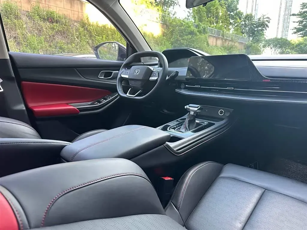 2022 ChangAn CS55 Plus 1.5T 188HP L4 7DCT,autocango,china used car exporter,china ev exporter,chinese used car exporter,chinese used ev exporter