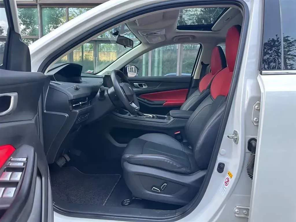 2022 ChangAn CS55 Plus 1.5T 188HP L4 7DCT,autocango,china used car exporter,china ev exporter,chinese used car exporter,chinese used ev exporter