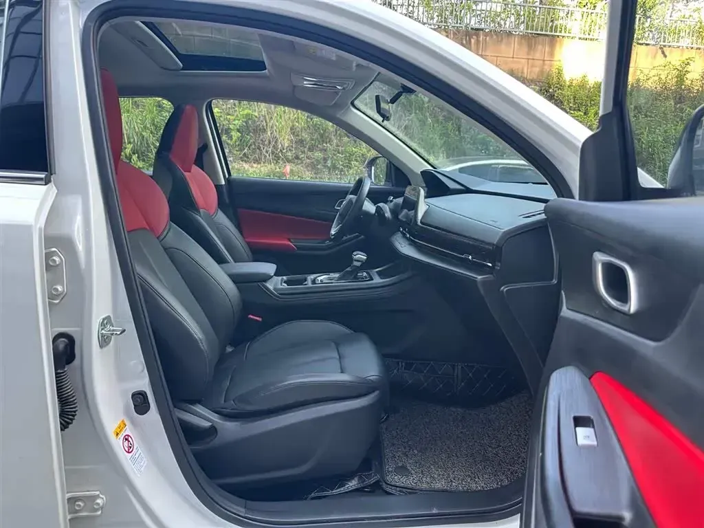 2022 ChangAn CS55 Plus 1.5T 188HP L4 7DCT,autocango,china used car exporter,china ev exporter,chinese used car exporter,chinese used ev exporter