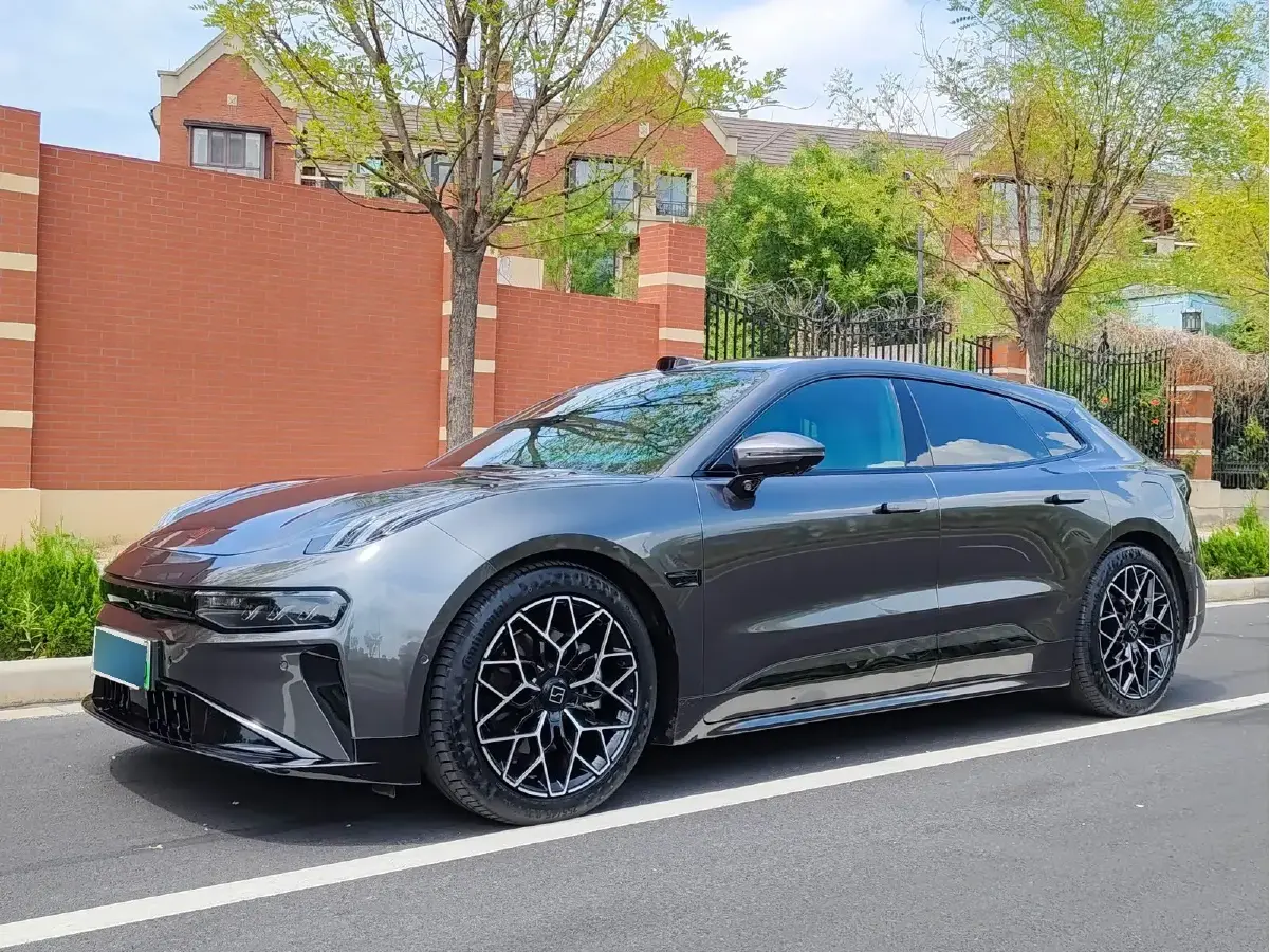 2025 Zeekr 001 BEV 100KWH