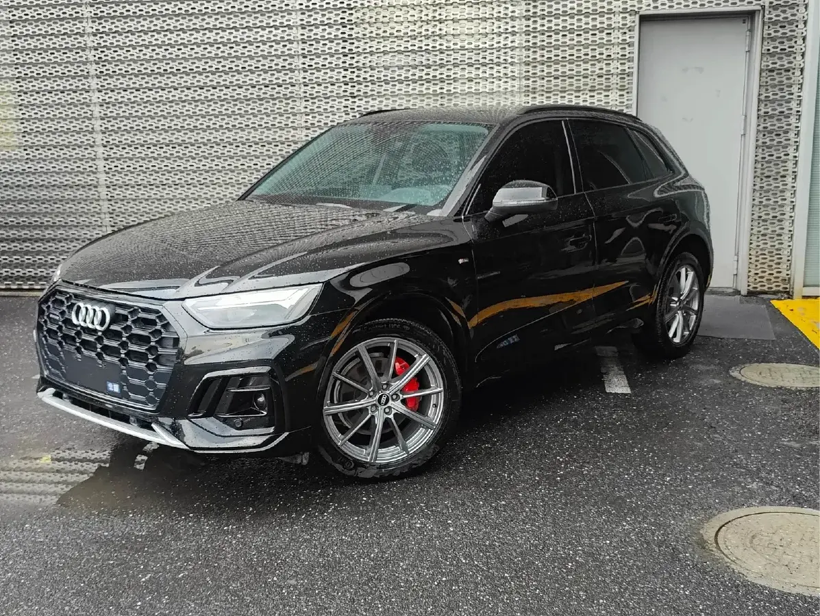 2022 Audi Q5L 2.0T 190HP L4 7DCT