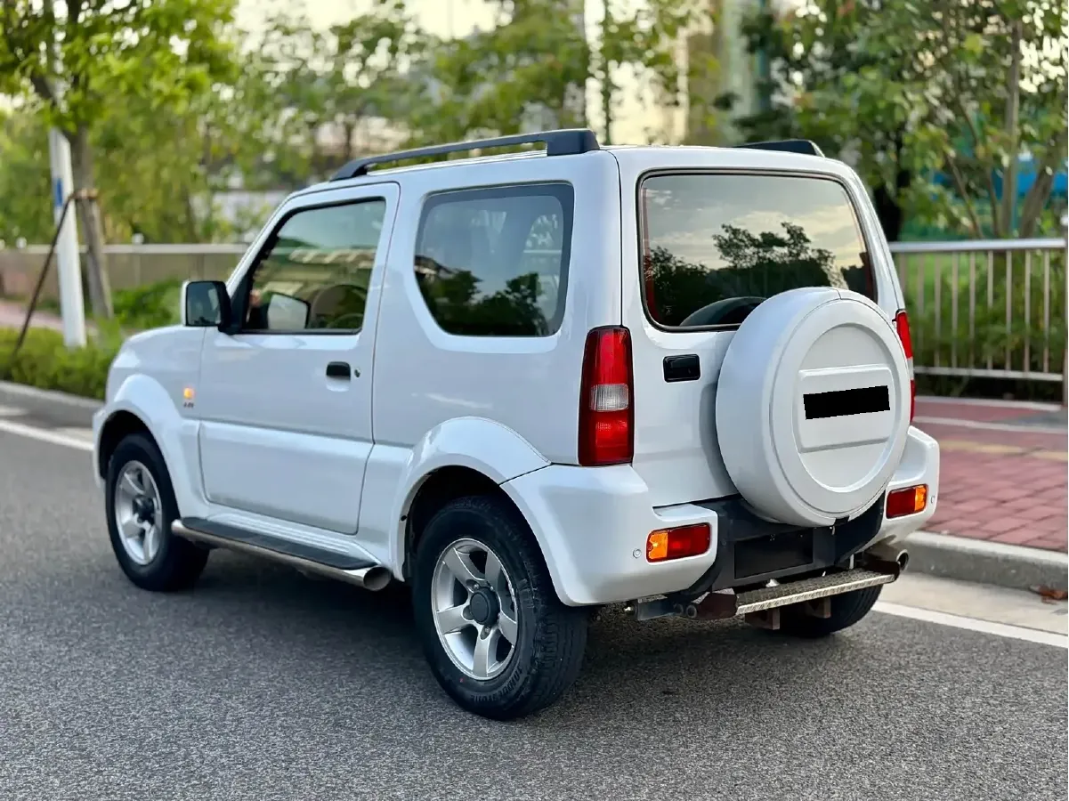 2012 Suzuki Jimny 1.3L 85HP L4 4AT,autocango,china used car exporter,china ev exporter,chinese used car exporter,chinese used ev exporter