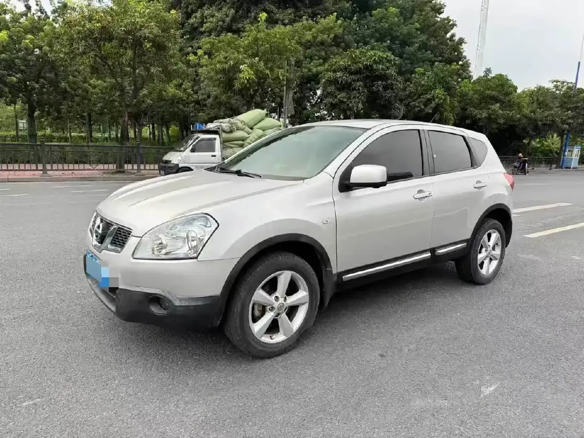 2012 Nissan Qashqai 2.0L 144HP L4 CVT