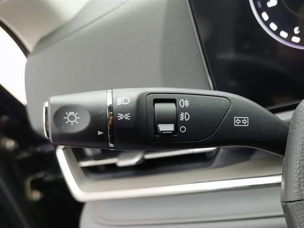 2022 Ford Equator Sport 1.5T 170HP L4 7DCT,autocango,china used car exporter,china ev exporter,chinese used car exporter,chinese used ev exporter