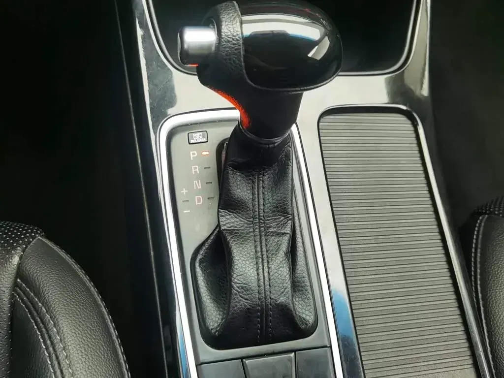 2014 Kia K4 1.8L 143HP L4 6AT,autocango,china used car exporter,china ev exporter,chinese used car exporter,chinese used ev exporter