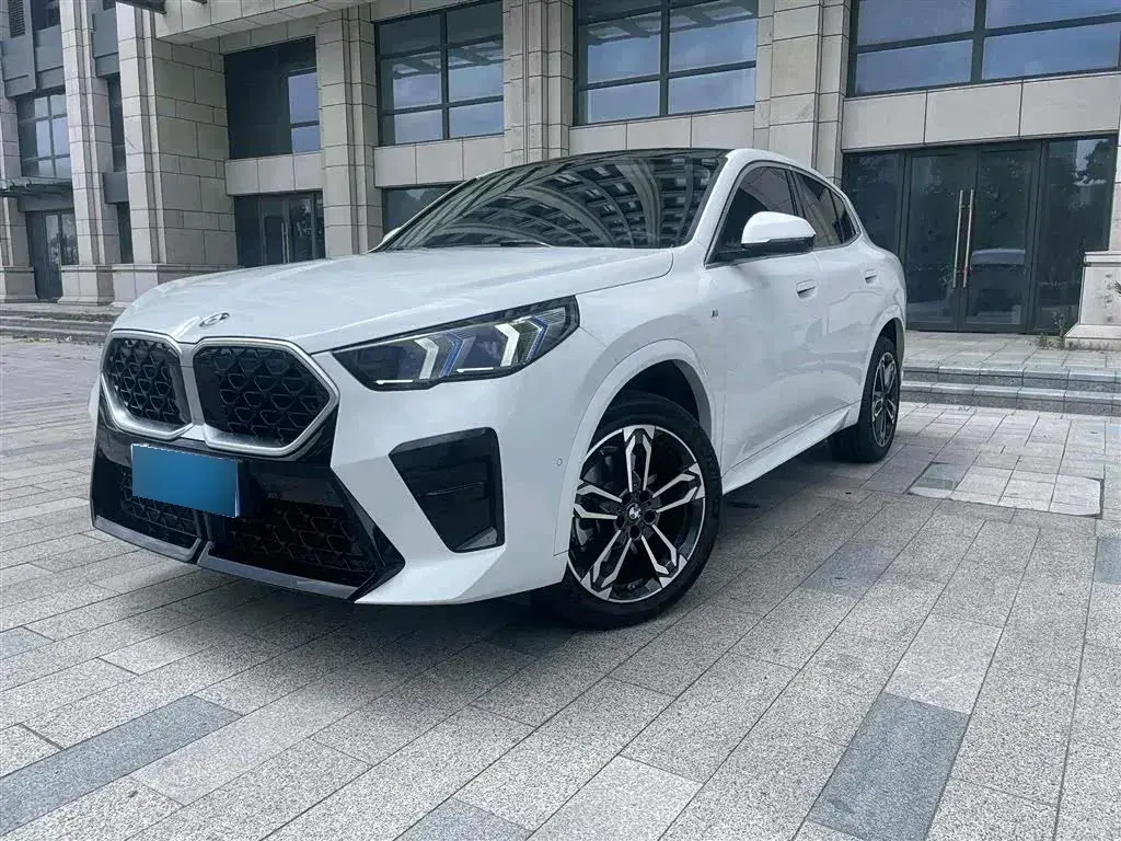 2024 BMW X2 2.0T 204HP L4 7DCT