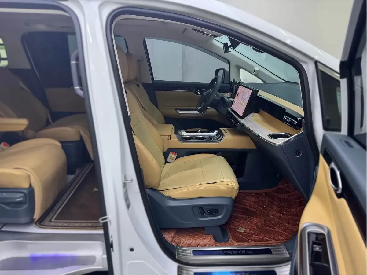 2024 GAC Trumpchi E8 2.0L 140HP L4 2DHT PHEV 25.57KWH,autocango,china used car exporter,china ev exporter,chinese used car exporter,chinese used ev exporter