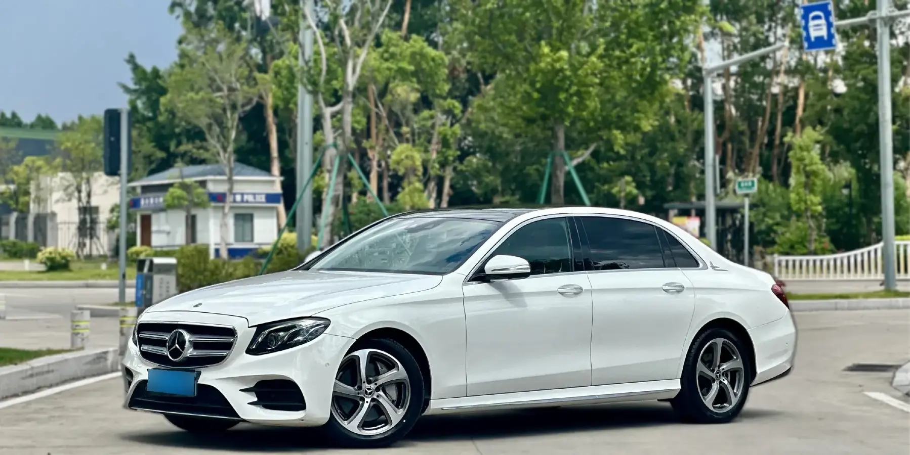 2018 Mercedes-Benz E Class 2.0T 245HP L4 9AT