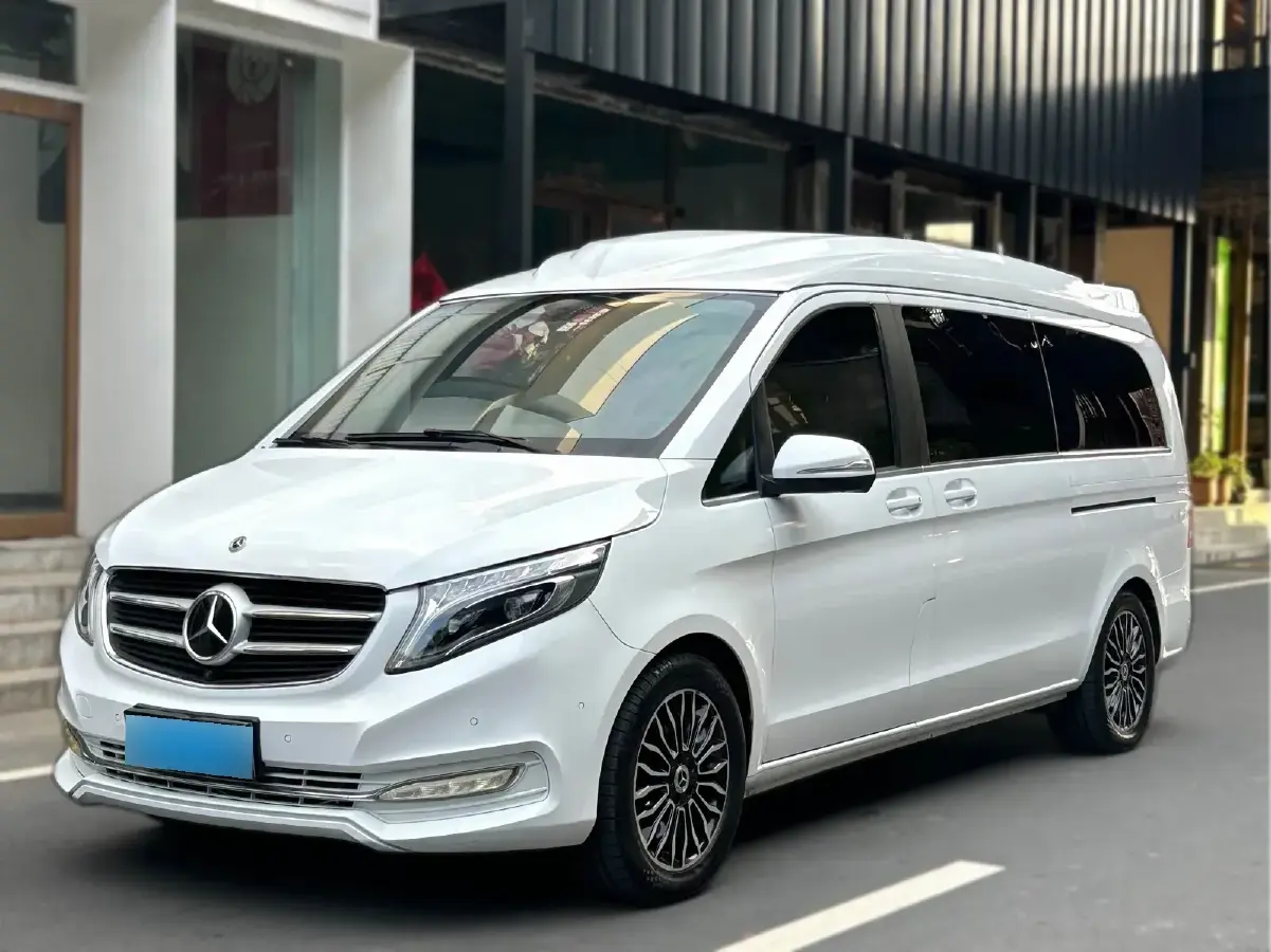 2018 Mercedes-Benz V Class 2.0T 211HP L4 7AT