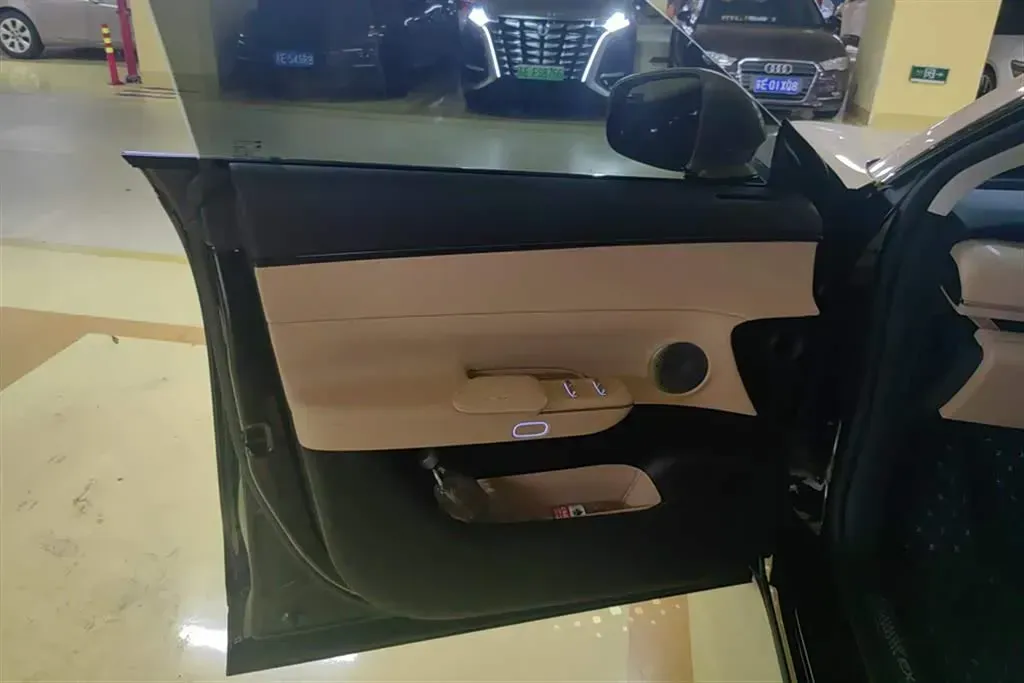 2024 Exceed Sterra ET REEV 156HP REEV 32KWH,autocango,china used car exporter,china ev exporter,chinese used car exporter,chinese used ev exporter