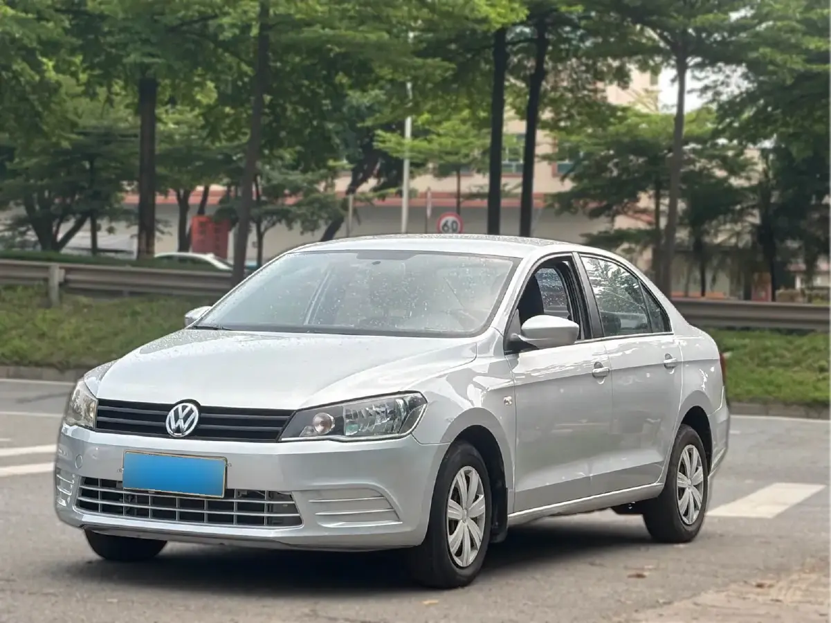 2015 Volkswagen Jetta 1.6L 110HP L4 6AT