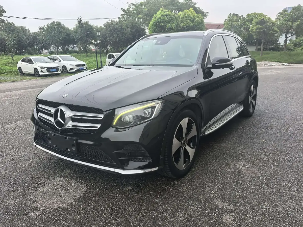 2018 Mercedes-Benz GLC Class 2.0T 245HP L4 9AT