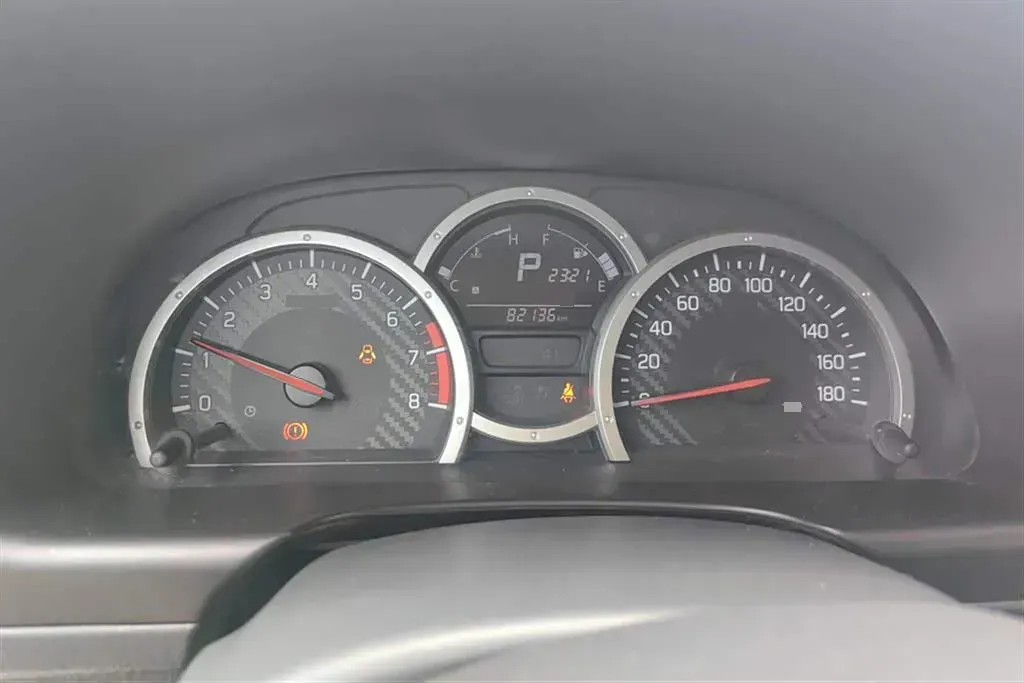 2015 Suzuki Jimny 1.3L 85HP L4 4AT,autocango,china used car exporter,china ev exporter,chinese used car exporter,chinese used ev exporter