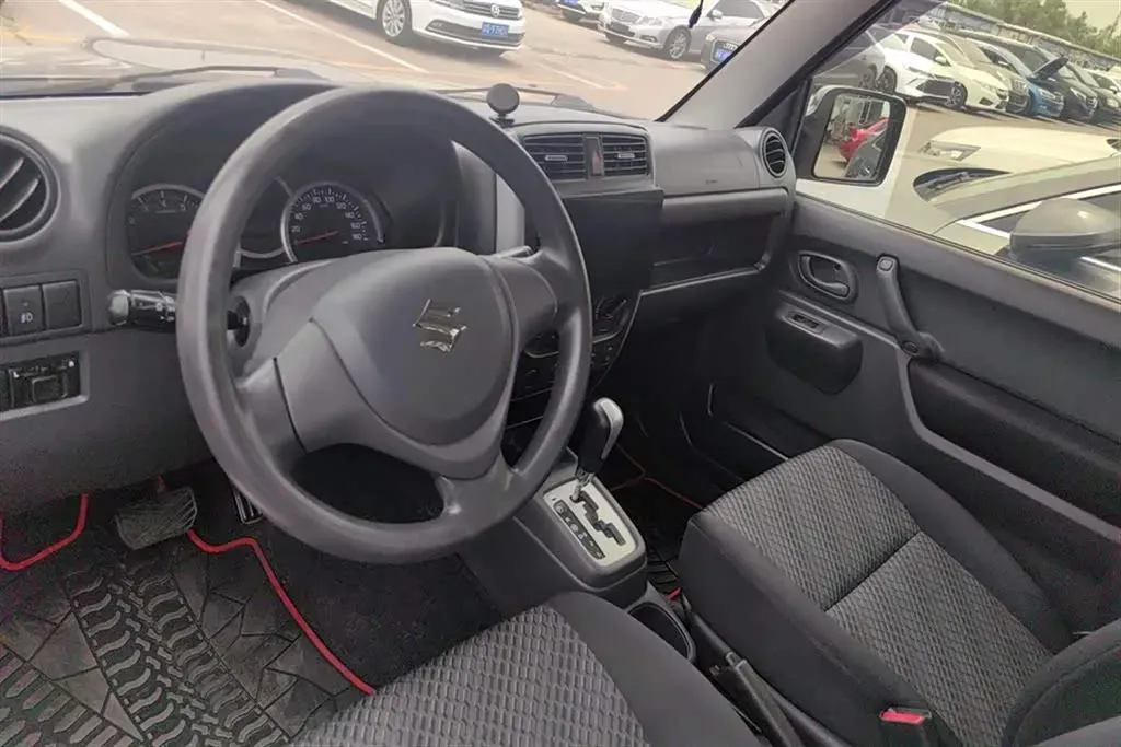 2015 Suzuki Jimny 1.3L 85HP L4 4AT,autocango,china used car exporter,china ev exporter,chinese used car exporter,chinese used ev exporter