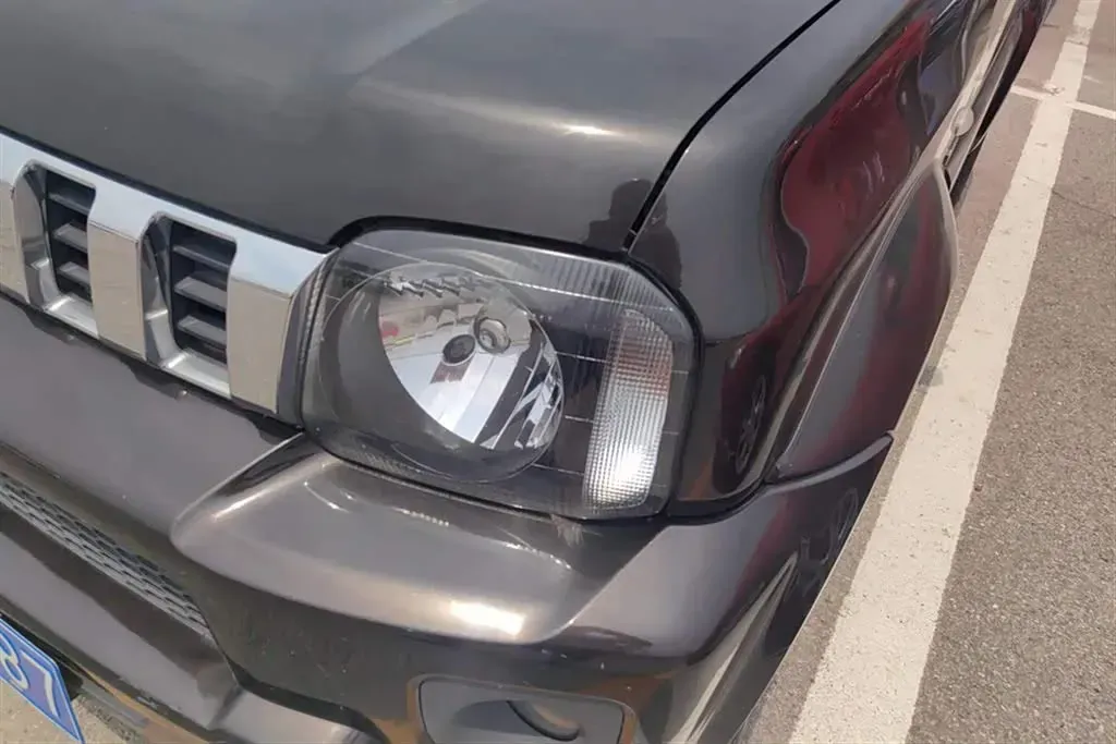 2015 Suzuki Jimny 1.3L 85HP L4 4AT,autocango,china used car exporter,china ev exporter,chinese used car exporter,chinese used ev exporter