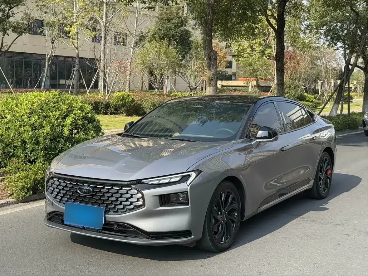 2023 Ford Mondeo 2.0T 254HP L4 8AT