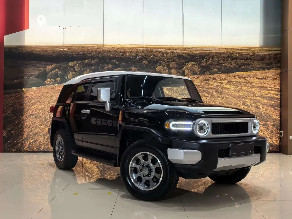 2010 Toyota FJ Cruiser 4.0L 272HP V6 5AT,autocango,china used car exporter,china ev exporter,chinese used car exporter,chinese used ev exporter