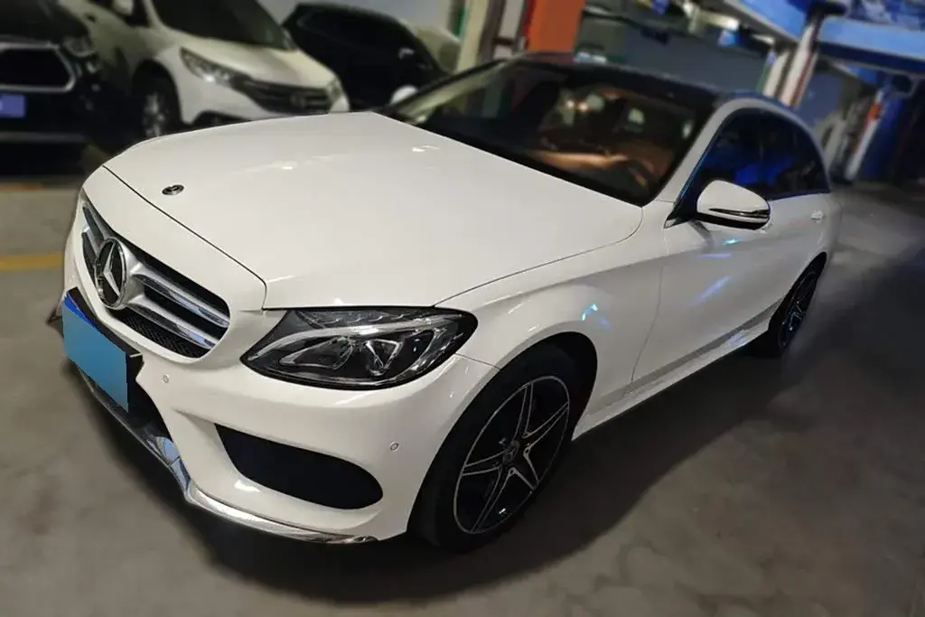 2016 Mercedes-Benz C Class 1.6T 156HP L4 7AT