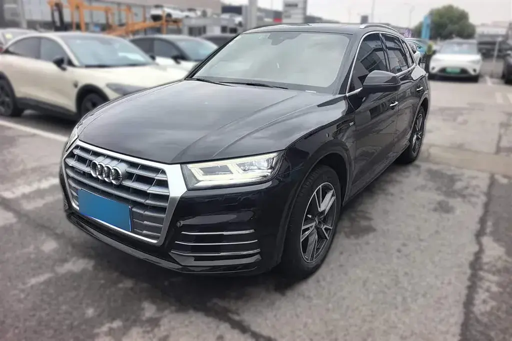2018 Audi Q5L 2.0T 190HP L4 7DCT