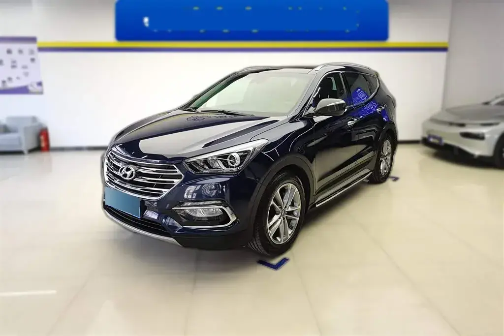 2017 Hyundai Santafe 2.0T 245HP L4 6AT