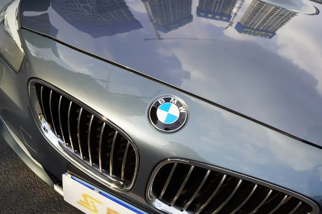 2013 BMW 5 Series GT 3.0T 306HP L6 8AT,autocango,china used car exporter,china ev exporter,chinese used car exporter,chinese used ev exporter