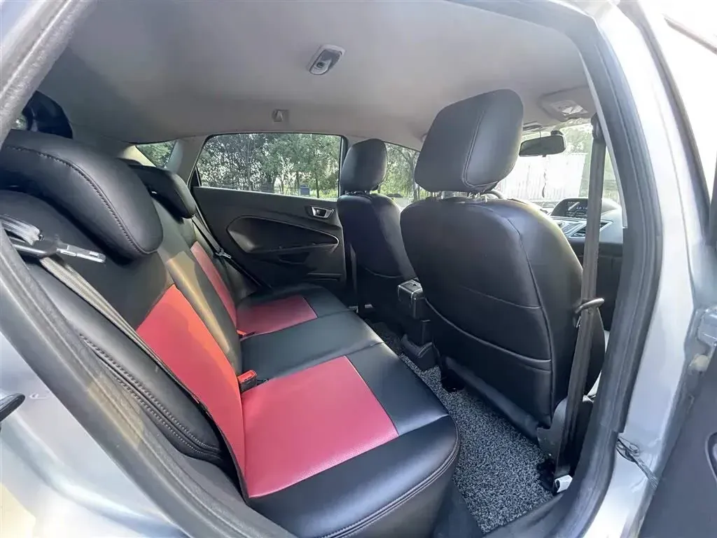 2013 Ford Fiesta 1.5L 110HP L4 6DCT,autocango,china used car exporter,china ev exporter,chinese used car exporter,chinese used ev exporter