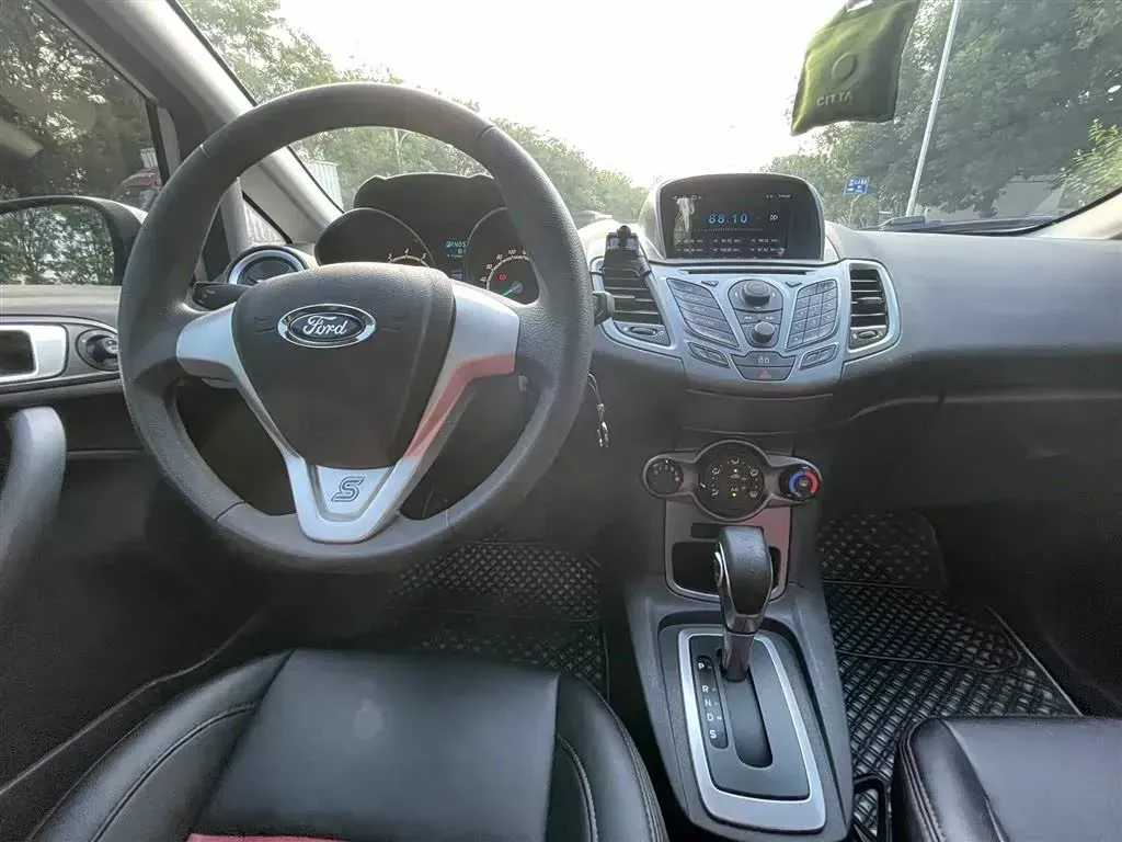 2013 Ford Fiesta 1.5L 110HP L4 6DCT,autocango,china used car exporter,china ev exporter,chinese used car exporter,chinese used ev exporter