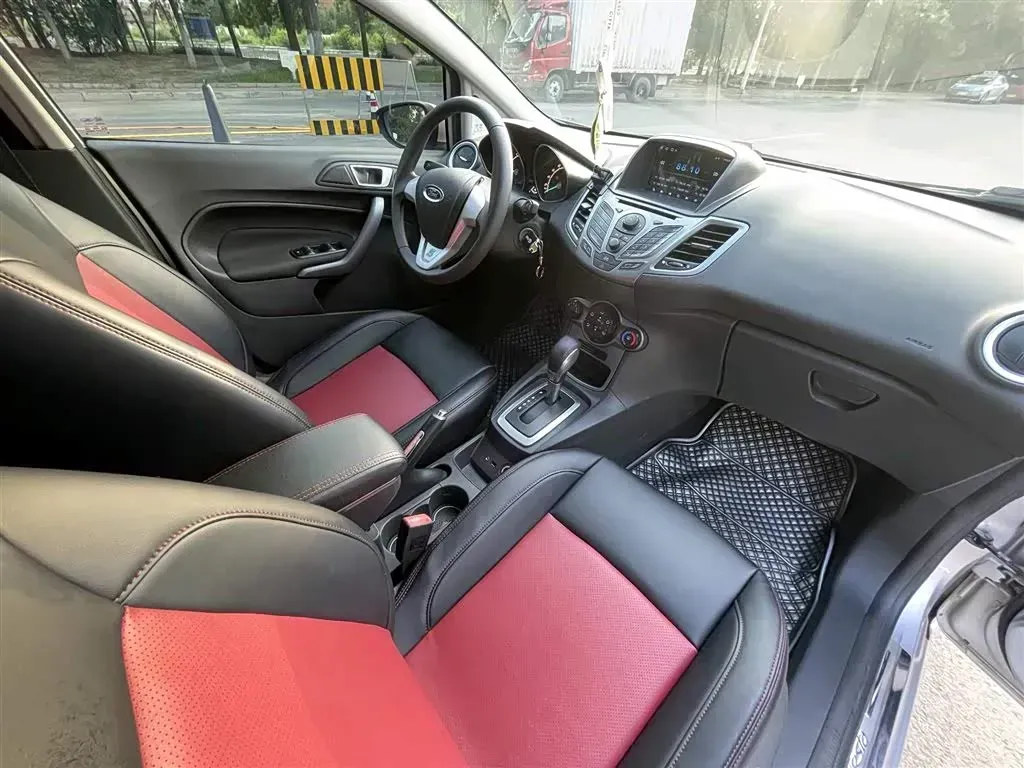 2013 Ford Fiesta 1.5L 110HP L4 6DCT,autocango,china used car exporter,china ev exporter,chinese used car exporter,chinese used ev exporter