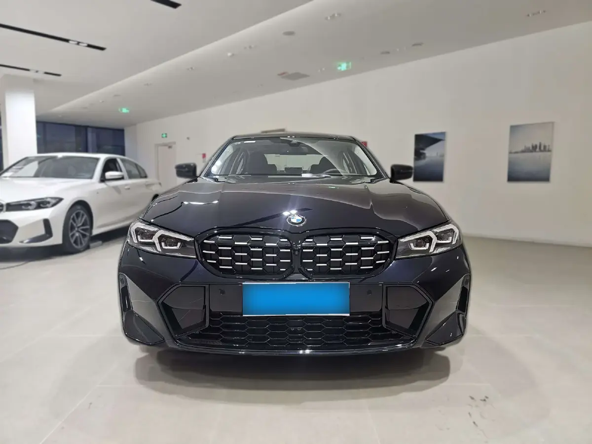 2024 BMW 3 Series 2.0T 184HP L4 8AT